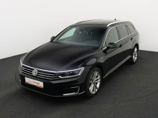 VOLKSWAGEN PASSAT B8 Highline