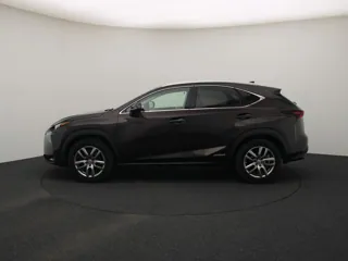 LEXUS NX300H Business Line Pro
