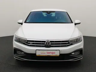 VOLKSWAGEN PASSAT B8 R-Line Business +