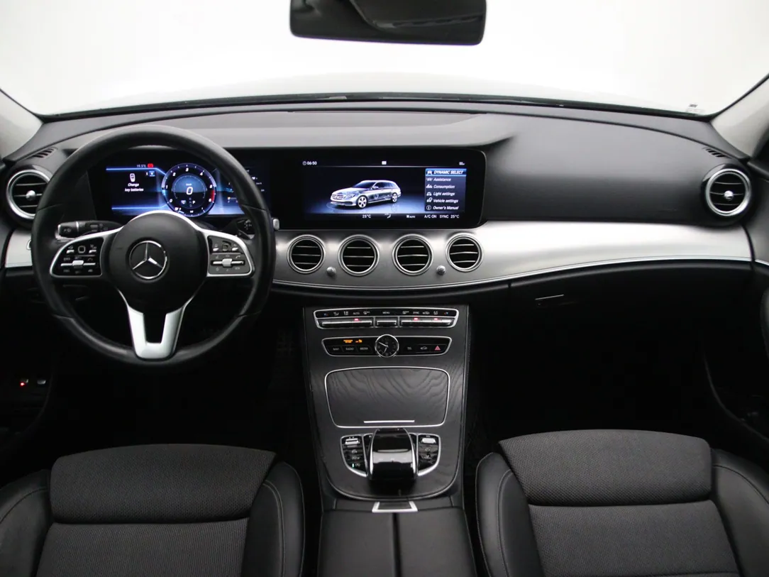 MERCEDES BENZ E220 Avantgarde