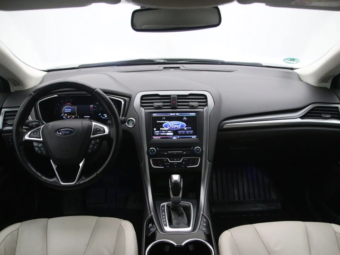 FORD MONDEO Titanium