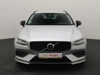 VOLVO V60 Momentum Advantage