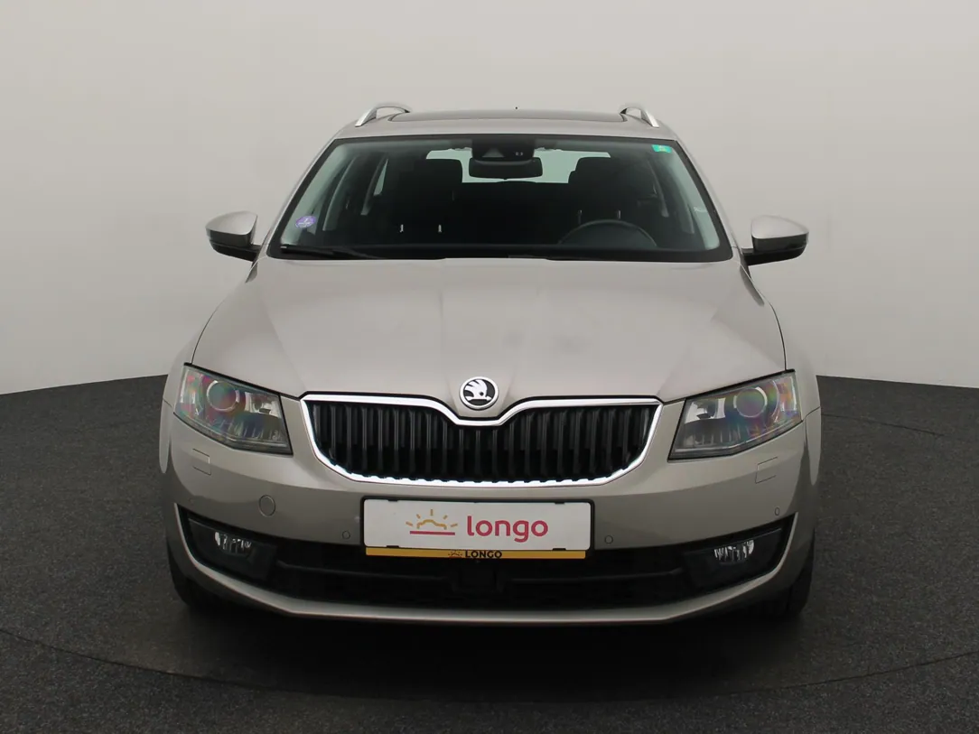 SKODA OCTAVIA Elegance Businessline