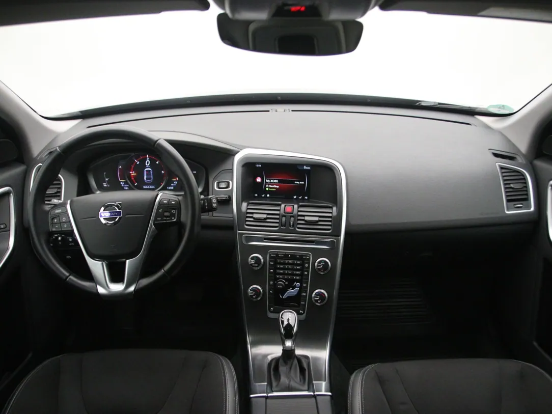 VOLVO XC60 Kinetic