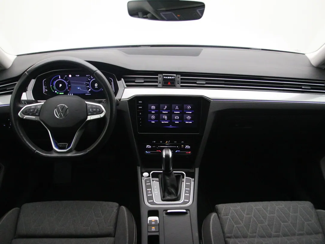 VOLKSWAGEN PASSAT B8 Business