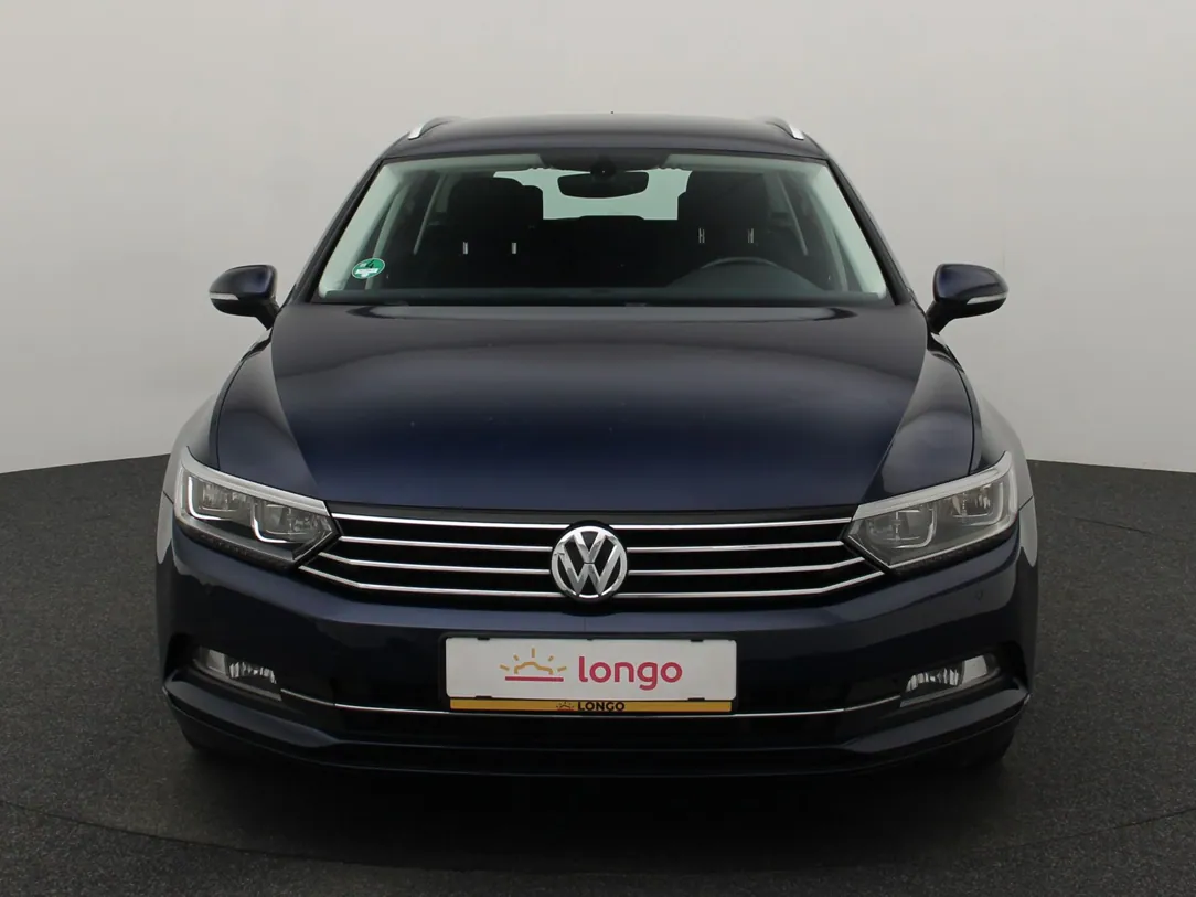 VOLKSWAGEN PASSAT B8 Comfortline Business