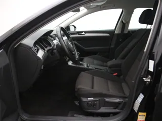 VOLKSWAGEN PASSAT B8 Comfortline