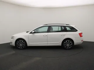 SKODA OCTAVIA Ambition Businessline