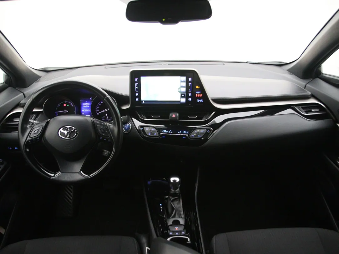 TOYOTA C-HR Dynamic