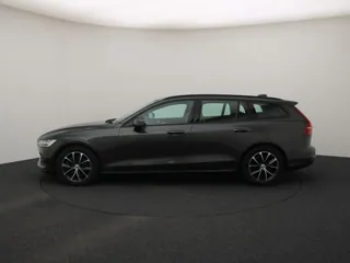 VOLVO V60 MHEV Momentum