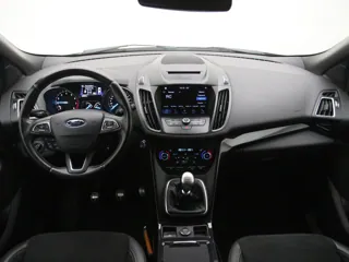FORD KUGA ST Line