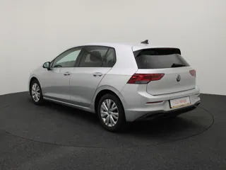 VOLKSWAGEN GOLF 8 Life