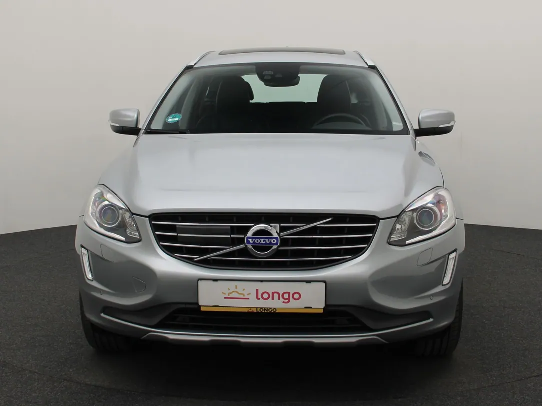 VOLVO XC60 R-Design