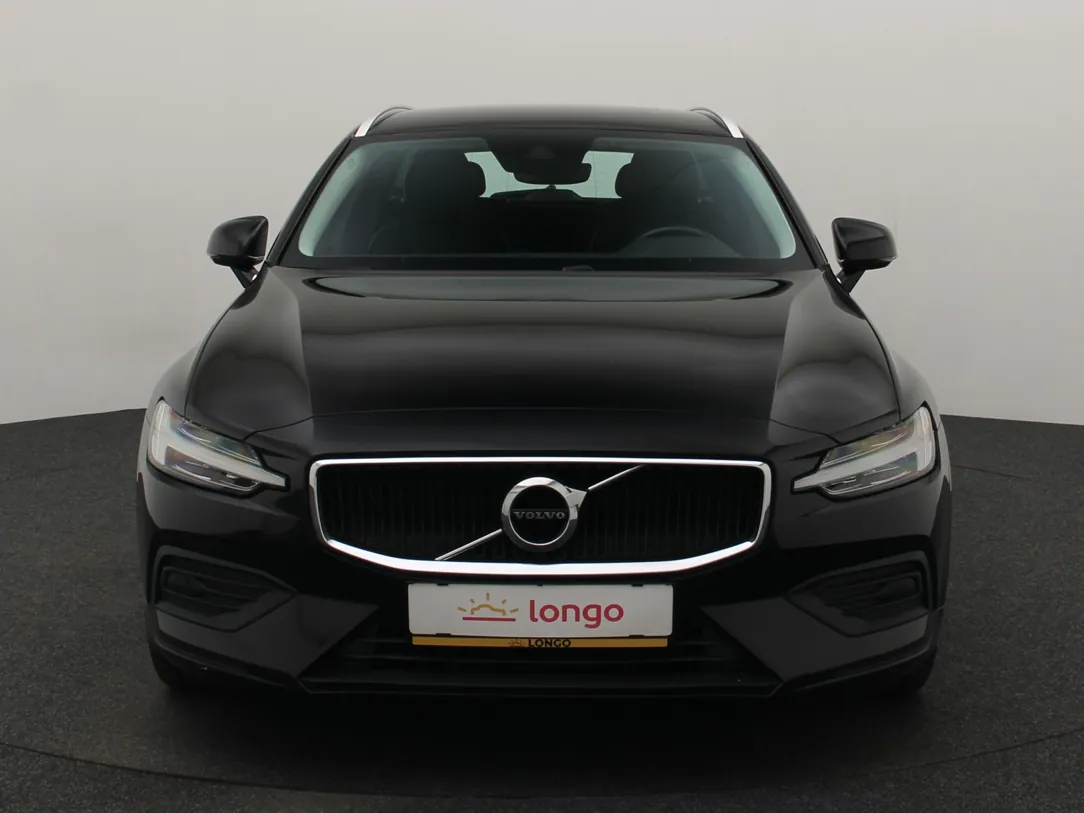 VOLVO V60 Momentum Pro