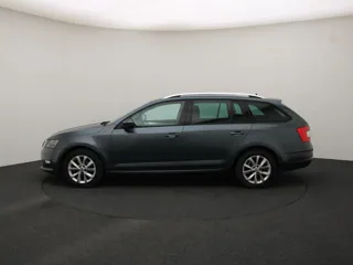 SKODA OCTAVIA Ambition Business