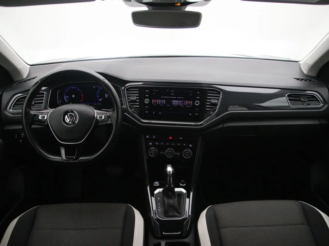 VOLKSWAGEN T-ROC SPORT