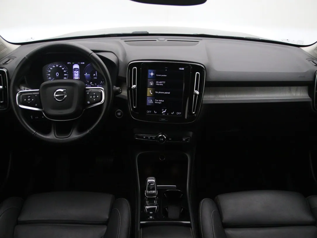 VOLVO XC40 Inscription
