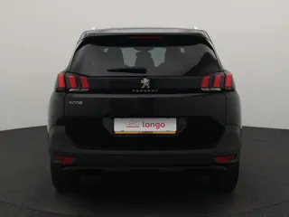 PEUGEOT 5008 Active
