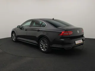 VOLKSWAGEN PASSAT B8 Highline Business R