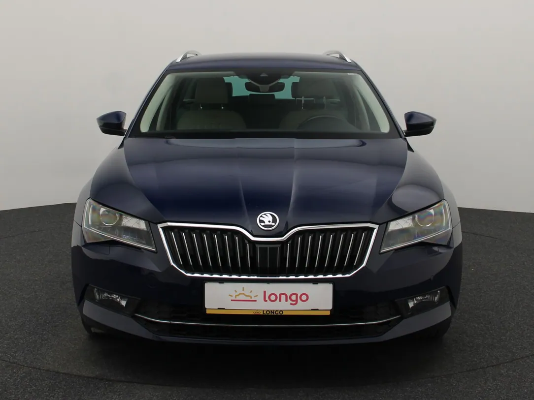 SKODA SUPERB Laurin & Klement