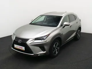 LEXUS NX300H Luxury Line