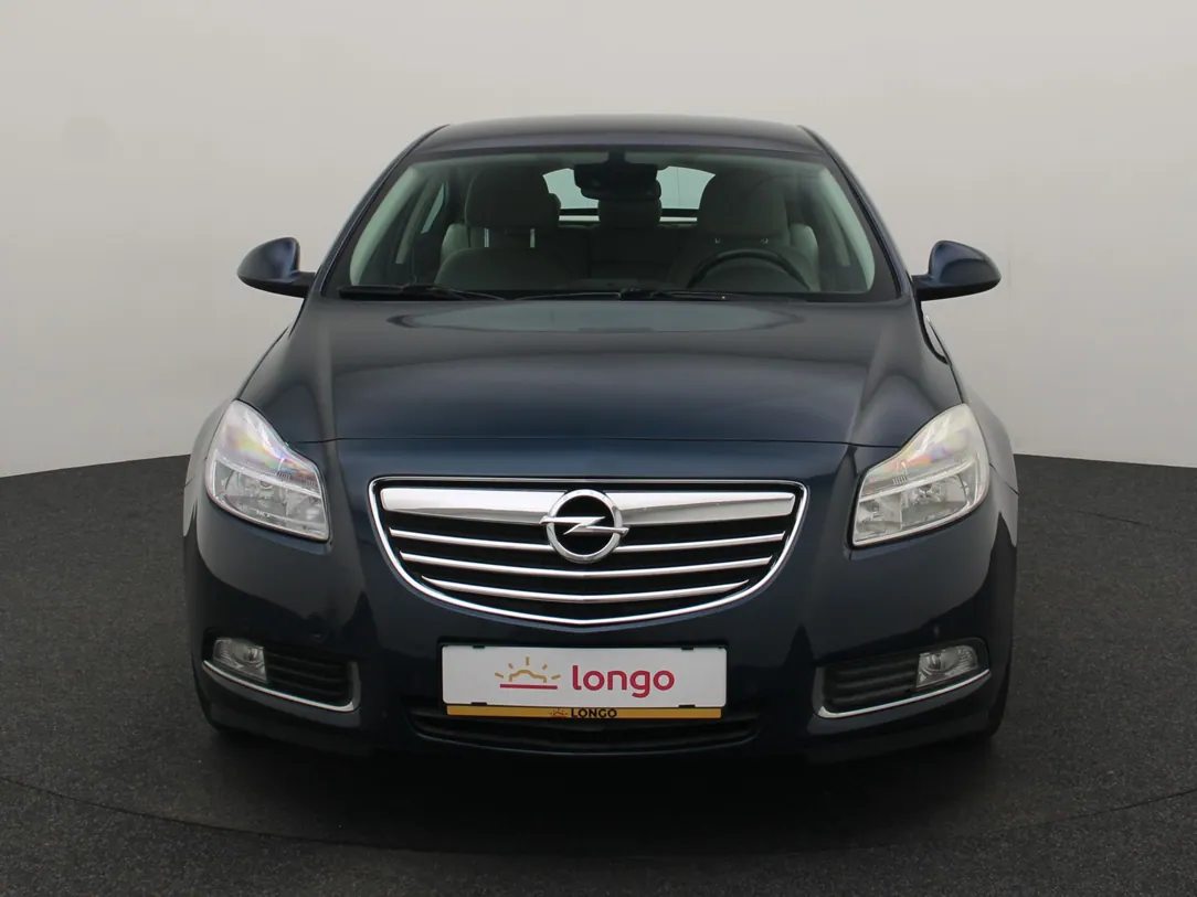 OPEL INSIGNIA Sedan