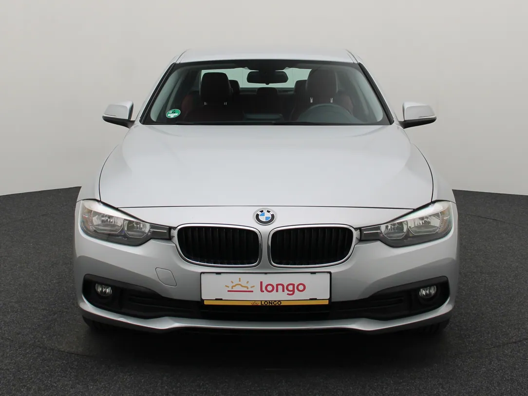 BMW 320 Essential