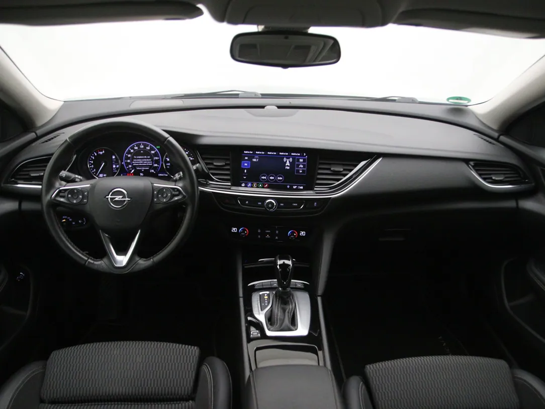 OPEL INSIGNIA Business Executive