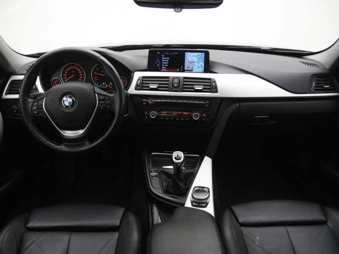 BMW 320 High Executive