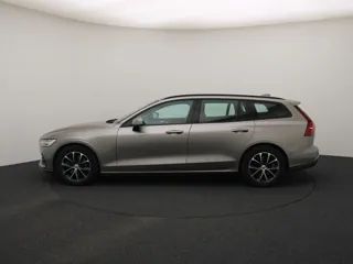 VOLVO V60 Momentum Advantage