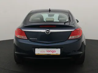 OPEL INSIGNIA Sedan