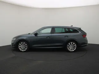 SKODA OCTAVIA Ambition