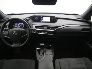 LEXUS UX250h Business Line