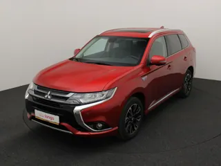 MITSUBISHI OUTLANDER Instyle+