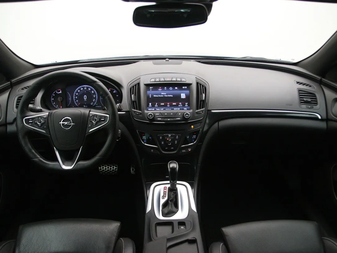 OPEL INSIGNIA Cosmo