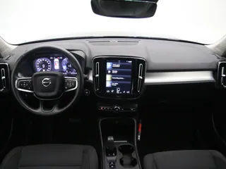 VOLVO XC40 Business Pro