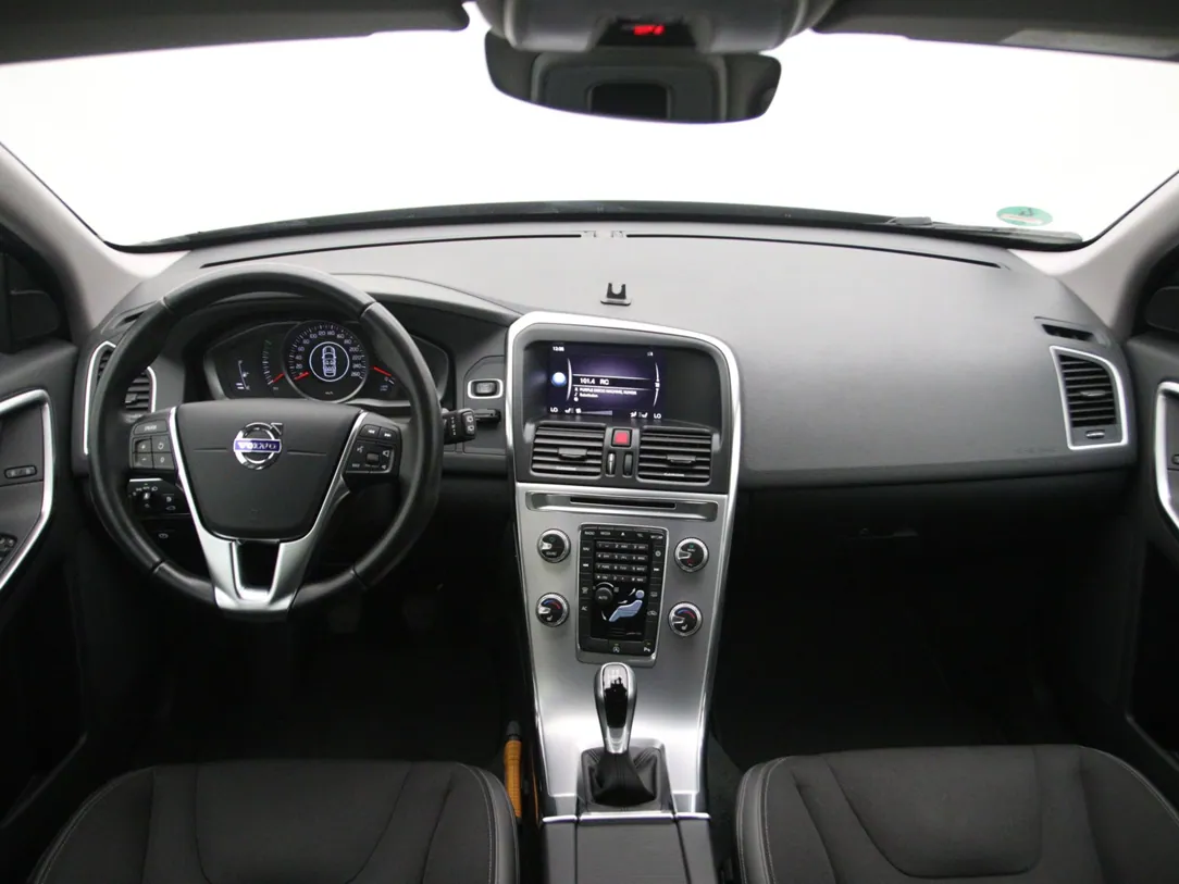 VOLVO XC60 Polar