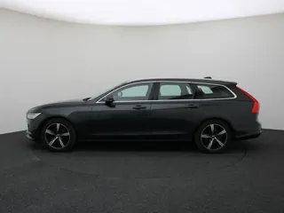 VOLVO V90 Momentum