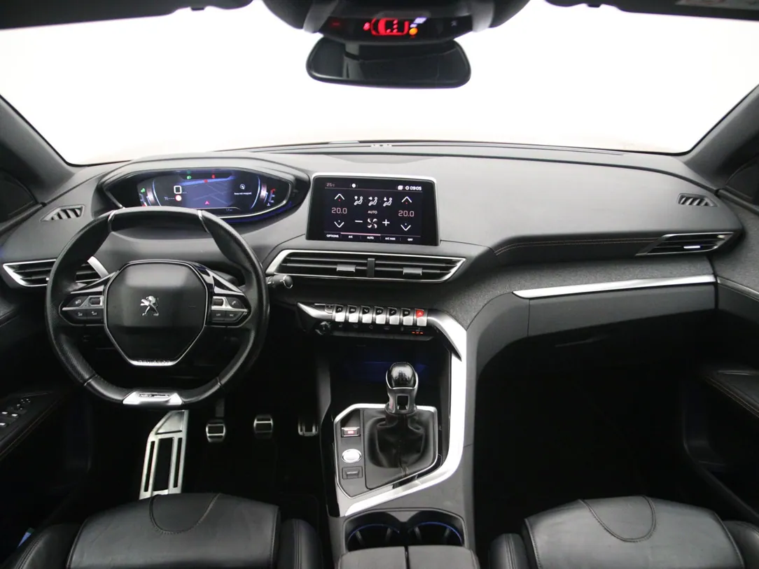 PEUGEOT 3008 GT Line