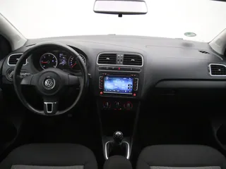 VOLKSWAGEN POLO Comfortline