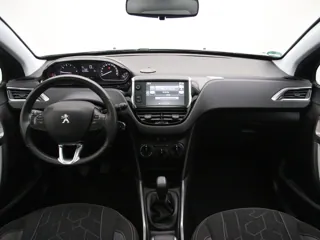 PEUGEOT 2008 Active