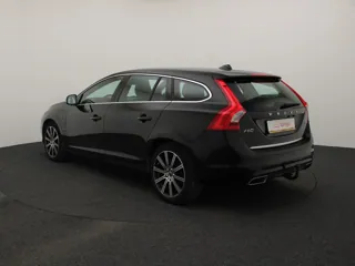 VOLVO V60 R-Design