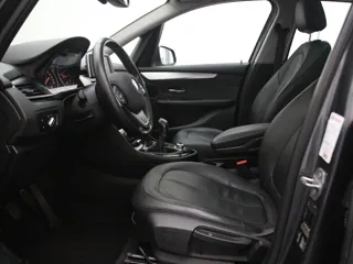 BMW 218 Active Tourer Advantage 
