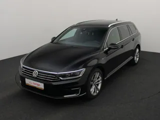 VOLKSWAGEN PASSAT B8 Highline