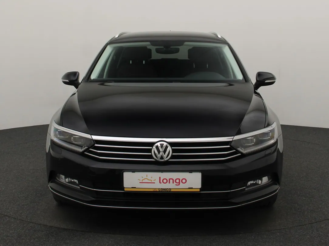 VOLKSWAGEN PASSAT B8 Highline