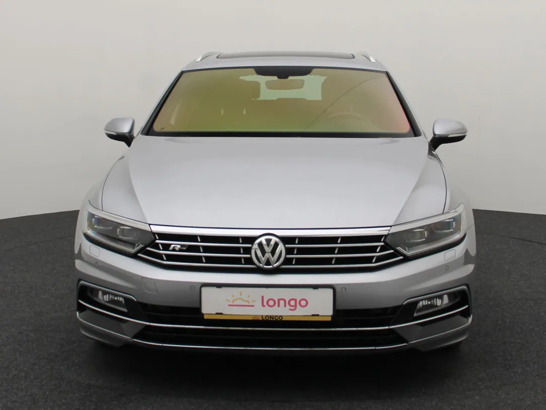 VOLKSWAGEN PASSAT B8 Highline Business R