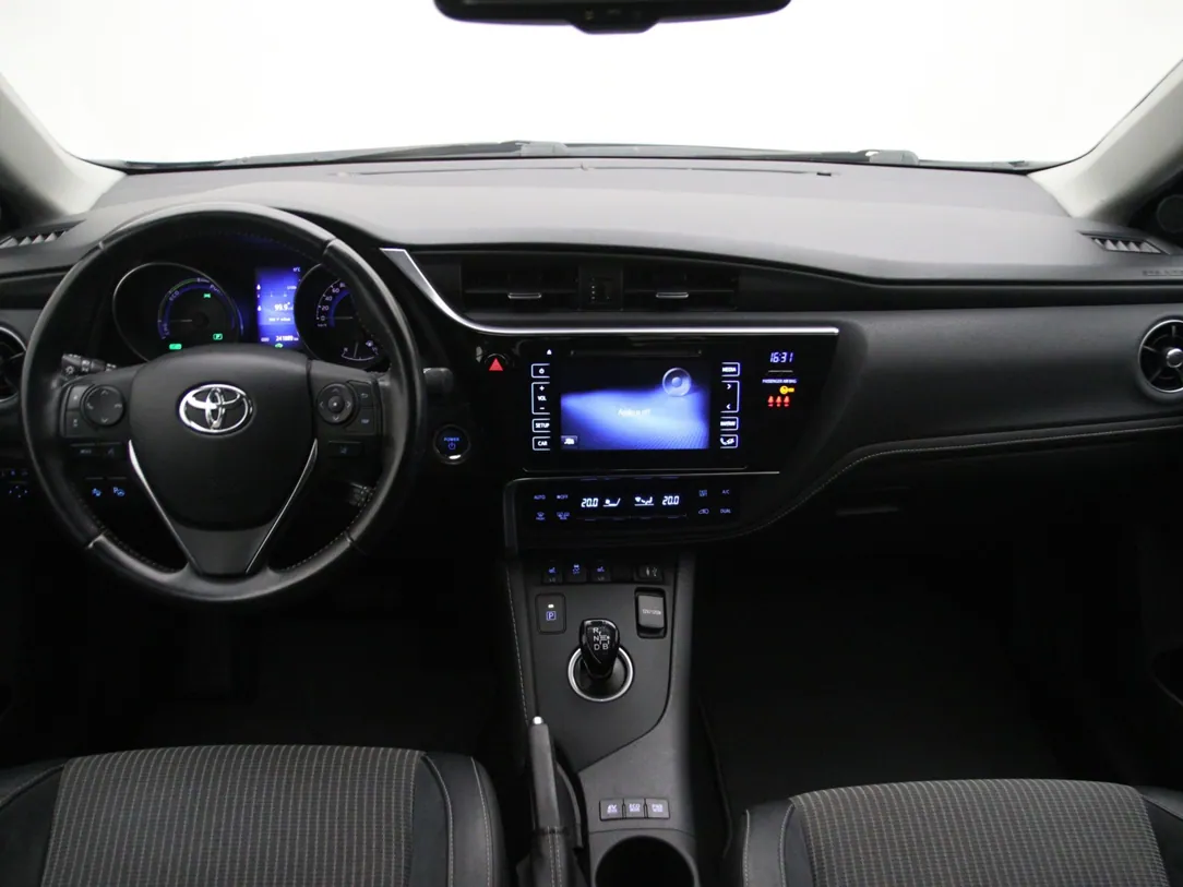 TOYOTA AURIS Executive