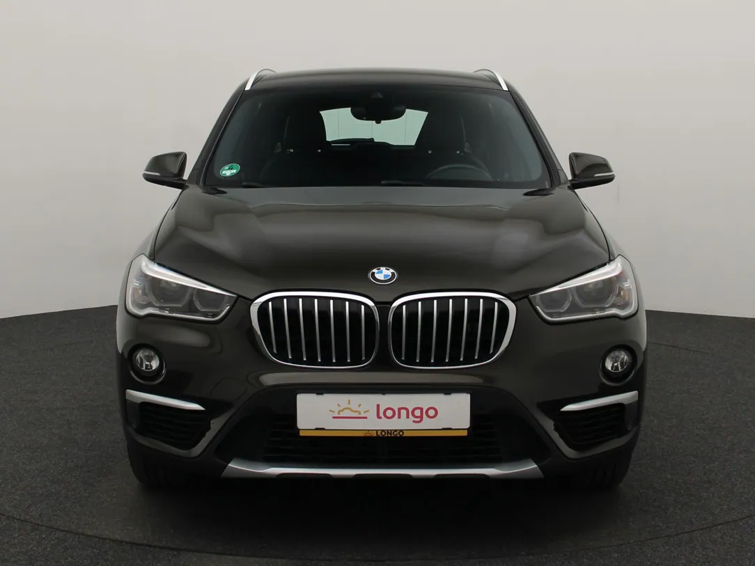 BMW X1 xLine