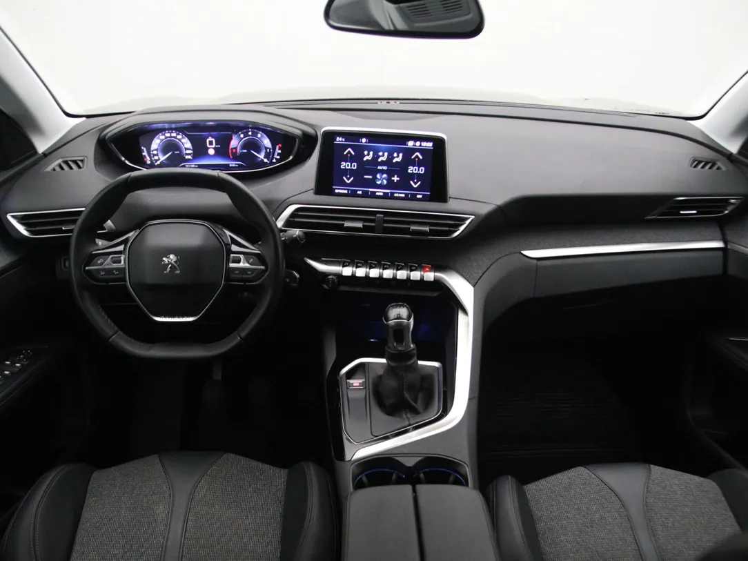 PEUGEOT 5008 AGC Allure