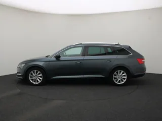 SKODA SUPERB Style